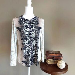 Dana Buchman Sweater Sz M Black/Gold Paisley